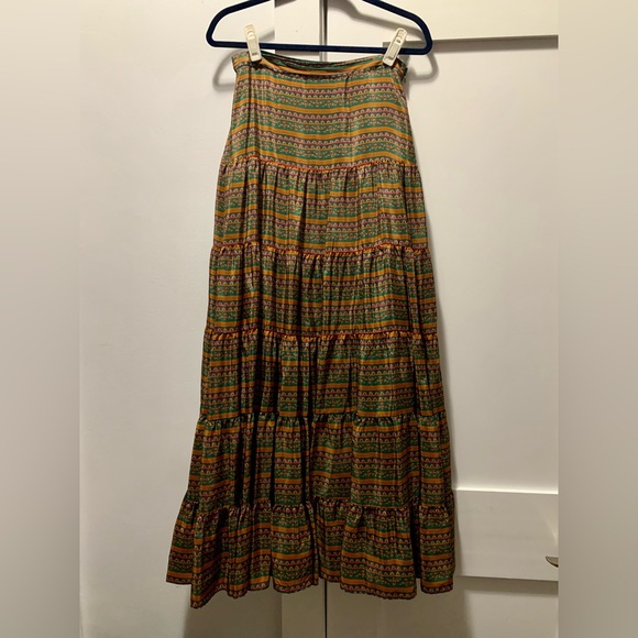 Sezane Dora Skirt - 100% Silk Size FR38/US6 - Rare - Picture 8 of 9